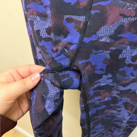 Lululemon Wunder Under Purple Camo Leggings - Picture 5 of 6